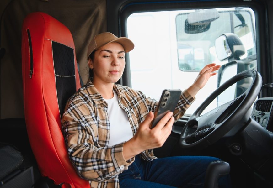 Communication mobile en logistique : quel outil pour informer vos clients Communication mobile en logistique : quel outil pour informer vos clients